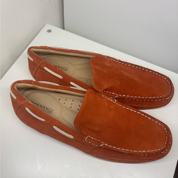 NWOB Sperry Men’s Orange Suede Slip On Loafer Comfort Shoes 9 M - Picture 1 of 4
